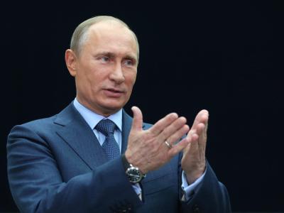 Als «Triumphator», «Wladimir der Sieger» und sogar «Putin, der Allmächtige» findet sich der russische Präsident in Moskaus Medien wieder. Foto: Sergei Chirikov Wladimir Putin