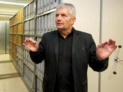Der Bundesbeauftragte für die Stasi-Unterlagen, Roland Jahn: Im Jahre 2013 gab es weniger Anträge auf Akteneinsicht als 2012. Foto: Peter Endig Roland Jahn