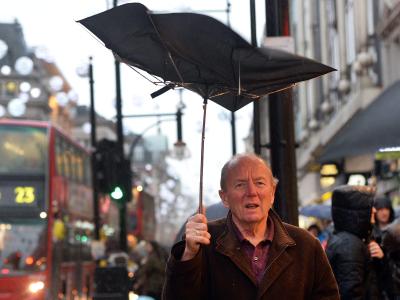 Stürmisches Wetter herrscht auch in London. Foto: Andy Rain London