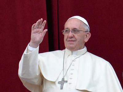 Papst Franziskus spendet den traditionellen apostolischen Segen «Urbi et Orbi». Foto: Ettore Ferrari «Urbi et Orbi»