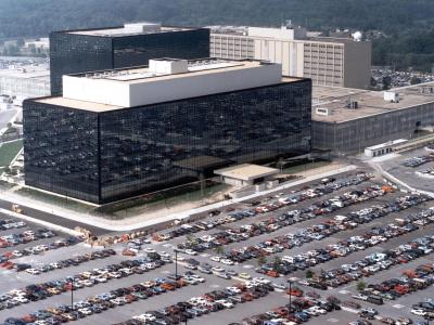 Die US-Gerichte streiten sich, ob das millionenfache Datensammeln des US-Geheimdienstes NSA legal ist oder nicht. Foto: National Security Agency NSA-Hauptquartier