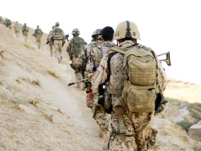 Soldaten der Bundeswehr während einer Patrouille in Afghanistan. Foto: Maurizio Gambarini/Archiv Auf Patrouille