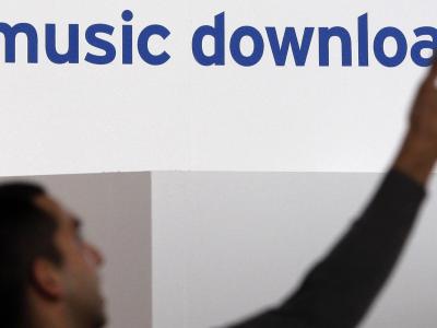 Schlappe für die Musikindustrie: Eltern müssen ihre Kinder nicht grundsätzlich belehren, dass Tauschbörsen illegal sind - auch wenn die Kinder bereits erwachsen sind, entschied der BGH. Das Urteil könnte weitreichende Folgen haben. Foto: Peer Grimm Keine Haftung bei illegalem Filesharing