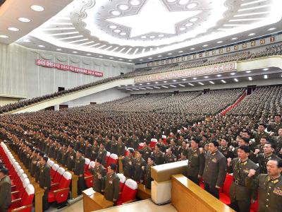 Nordkoreanische Militärs während einer Zusammenkunft in Pjöngjang: Auf der koreanischen Halbinsel zeichnen sich leichte Entspannungen ab. Foto: Rodong Sinmun Nordkoreanische Militärs