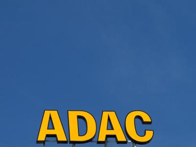 Der Autoclub ADAC räumt Manipulationen rund um den Preis «Gelber Engel» ein. Foto: Jens Wolf ADAC