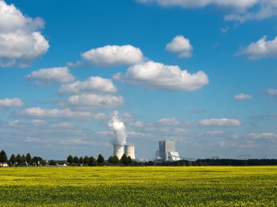 Eine Co2-Aufbereitungsanlage von Vattenfall in Brandenburg. Die EU-Kommission präsentiert Vorschläge zur Klimapolitik. Foto: Arno Burgi Co2-Aufbereitungsanlage