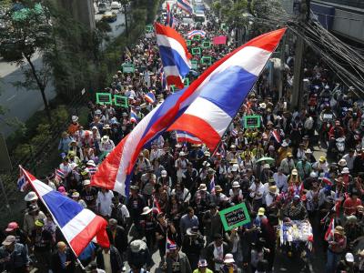 Tausende Demonstraten sind erneut auf der Straße. In Thailand weichen die Fronten nicht auf. Foto: Narong Sangnak Demonstration in Thailand