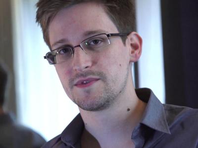 Der frühere US-Geheimdienstmitarbeiter Edward Snowden gibt ein Interview. Foto: Guardian/Glenn Greenwald/Laura Poitras/Archiv Edward Snowden