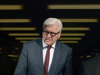 Außenminister Frank-Walter Steinmeier (SPD) verhält sich zurückhaltend. Foto: Rainer Jensen/Archiv Frank-Walter Steinmeier