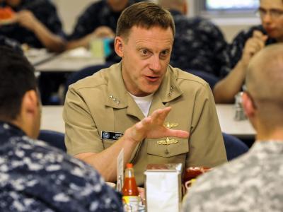Der künftige Chef des umstrittenen US-Geheimdienstes NSA soll nach dem Willen von US-Präsident Obama wieder ein ranghoher Militär werden. Michael Rogers gilt als Experte für Computersicherheit. Foto: United States Navy/Gary Nichols Michael Rogers