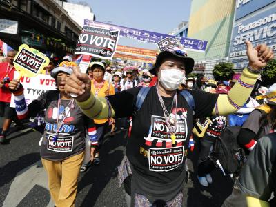 Regierungsgegner fordern in Bangkok zum Wahlboykott auf. Foto: Narong Sangnak Protest in Bangkok