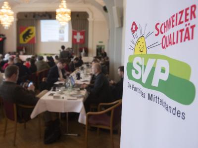 «Es wird eng in der Schweiz.» Das war der Slogan der national-konservativen Schweizer Volkspartei (SVP). Foto: Marcel Bieri Volksabstimmung