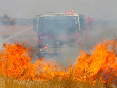Im Bundesstaat Victoria herrscht extreme Brandgefahr. Foto: David Crosling Flammenfront