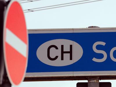 Einbahnstraße: Die Schweiz will die Zuwanderung begrenzen. Foto: Patrick Seeger Einbahnstraße