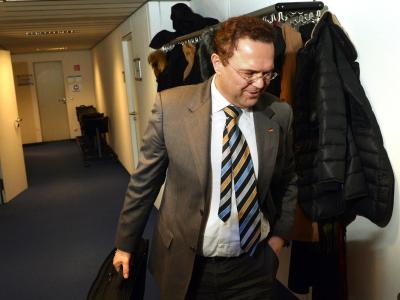 Knapp zwei Monate war er Bundeslandwirtschaftsminister - nun hat Hans-Peter Friedrich ein heikler Moment aus seiner früheren Zeit als Innenminister eingeholt. Foto: Peter Kneffel Friedrich