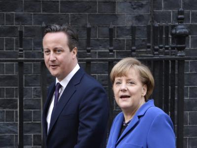 Bundeskanzlerin Angela Merkel zu Besuch bei ihrem englischen Amtskollegen David Cameron. Foto: Facundo Arrizabalaga Merkel und Cameron in Downing Street