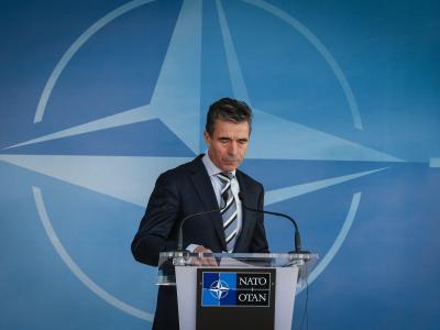 Nach acht Stunden Beratung hat der Nato-Rat Moskau aufgefordert, die russischen Soldaten sofort in die Kasernen zurückzurufen. Foto: Julien Warnand Rasmussen