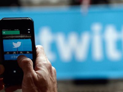 Auf Smartphones meldete die Twitter-App am Morgen: «Nutzer konnte nicht geladen werden.». Foto: Andrew Gombert Twitter-App