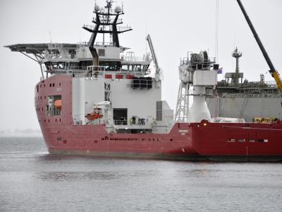 Das Rettungsschiff «Ocean Shield» soll nach der Blackbox von MH370 suchen. Foto: Tim Clarke Rettungsschiff «Ocean Shield»