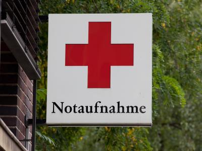 Derzeit sind mehrere Tausend Pflegestellen in Krankenhäusern nicht besetzt. Foto: Andre Kolm Notaufnahme