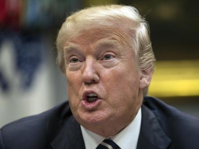 Trump dementiert die abfällige Ausdrucksweise, bleibt dabei aber so vage und unklar, dass es immer noch viel Raum für Interpretationen lässt. Foto: Carolyn Kaster Donald Trump