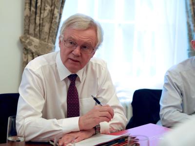 Der britische Minister für den Austritt aus der Europäischen Union, David Davis, beklagte eine «unhöfliche Sprache» aus Brüssel. Foto: Steve Parsons/PA Wire David Davis