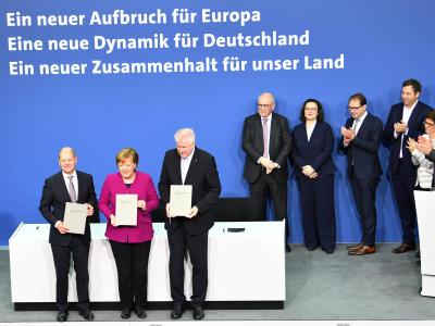 Unterzeichnung des Koalitionsvertrag im Paul-Löbe-Haus. Foto: Bernd Von Jutrczenka Koalitionsvertrag