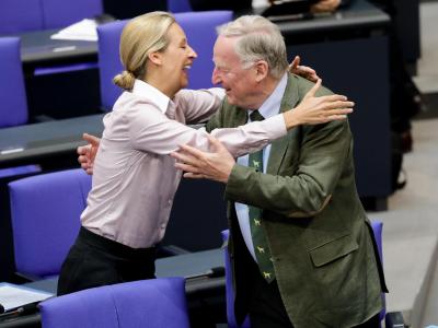 Bester Laune: Die beiden AfD-Fraktionsvorsitzenden Alice Weidel und Alexander Gauland im Bundestag. Bundestag