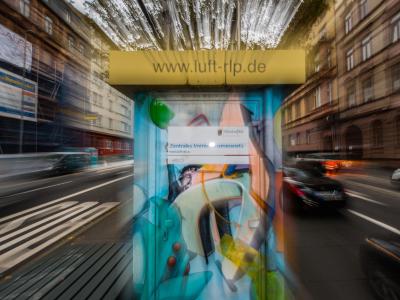 Die Luft ist in einigen Städten besser geworden - und doch wurde der EU-Grenzwert für Stickstoffdioxid 2018 immer noch in 57 Städten überschritten. Messstation