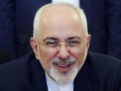 In Teheran kursieren Gerüchte, Außenminister Sarif wolle in New York eventuell ein Treffen mit der amerikanischen Seite am Rande der UN-Vollversammlung im September vorbereiten. Iranischer Außenminister Sarif?