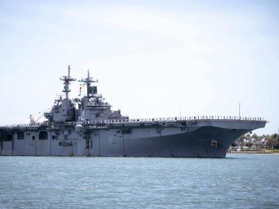 Das US-Marineschiff USS Boxer soll sich in internationalen Gewässern befunden haben, als sich die Drohne angeblich näherte. US-Marineschiff USS Boxer