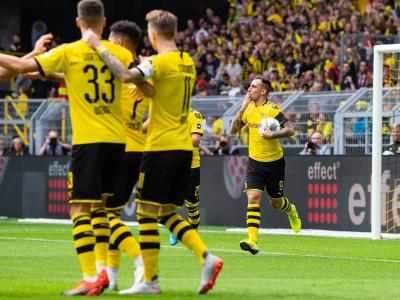 Borussia Dortmund feierte einen klaren Heimsieg gegen den FC Augsburg. Spitzenreiter