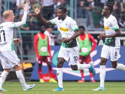 Der eingewechselte Marcus Thuram (M) erzielte beide Gladbacher Treffer. Borussia Mönchengladbach - Fortuna Düsseldorf