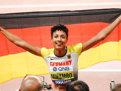 Mihambo ist nach Heike Drechsler die zweite deutsche Weitsprung-Weltmeisterin. Weltmeisterin