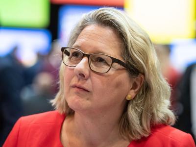 Umweltministerin Svenja Schulze (SPD) wird von Klimaschützern wegen ihres Gesetzentwurfs scharf kritisiert. Svenja Schulze