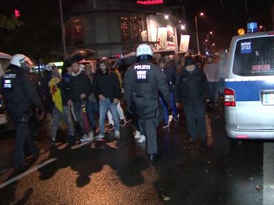 Demonstrationen gegen den türkischen Einmarsch in Nordsyrien in Bottrop. Kurden-Demo in Bottrop