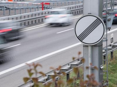 Bundestag: Weiter kein Tempolimit auf deutschen Autobahnen. Kein Tempolimit
