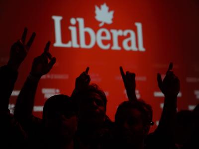 Anhänger der Liberalen von Premierminister Trudeau jubeln über die Wahlergebnisse. Wahlen in Kanada