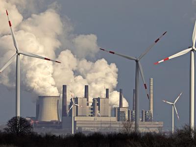 Die Klimaschutz-Pläne der Koalition soll sicherstellen, dass Deutschland seine Klimaziele für das Jahr 2030 erreicht. Bundesrat berät Klimapaket der Bundesregierung