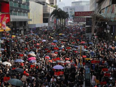 Seit dem 9. Juni demonstrieren die Hongkonger gegen die eigene Regierung. Sie kritisieren einen wachsenden Einfluss der Pekinger Führung auf die ehemalige britische Kronkolonie. Proteste in Hongkong