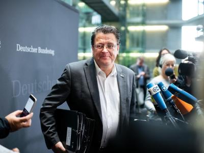 Stephan Brandner wurde mit den Stimmen aller Fraktionen mit Ausnahme der AfD als Rechtsausschuss-Vorsitzender abberufen. Abgewählt