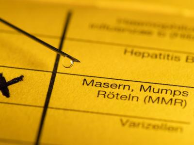 Masern gelten als Kinderkrankheit - sie sind aber alles andere als harmlos. Impfpass