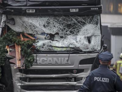 Todes-Lkw: Der von Anis Amri gekaperte Sattelschlepper nach dem Anschlag. Terrorattacke