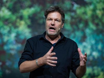 Robert Habeck bei seiner Rede zum Auftakt des Bundesparteitags in Bielefeld. Parteitags-Auftakt