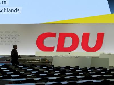 Blick in die Halle für den CDU-Bundesparteitag. Der Parteitag findet vom 22. bis 23. November statt. Vor CDU-Bundesparteitag