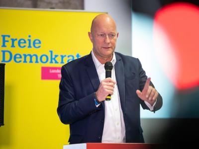 Thüringens FDP-Chef Thomas Kemmerich will Lösungen eine Minderheitsregierung ausloten, die nicht unter Führung der Linken steht. Thomas Kemmerich