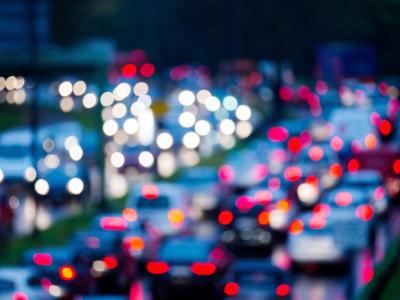 Im Durchschnitt kommen derzeit in Deutschland 567 Wagen auf 1000 Einwohner. Verkehr