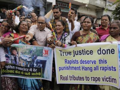 Immer wieder lösen Fälle sexueller Gewalt gegen Frauen und Kinder in Indien auch international Bestürzung aus. Demonstration
