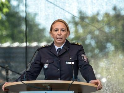 Polizeipräsidentin Barbara Slowik über den Einsatz gegen Clankriminalität: «Wir durchbrechen den Mythos der Unangreifbarkeit krimineller Strukturen.». Berlins Polizeipräsidentin Barbara Slowik