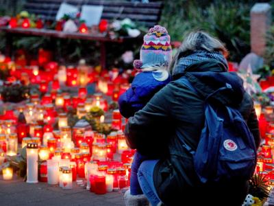 Bei dem Feuer in der Silvesternacht starben im Krefelder Zoo mehr als 30 Tiere. Nach dem Brand
